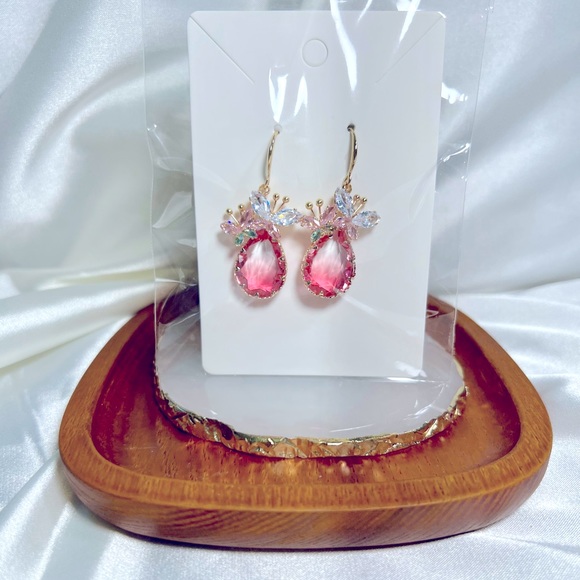 Pink Butterfly Accent Earrings - Picture 2 of 4